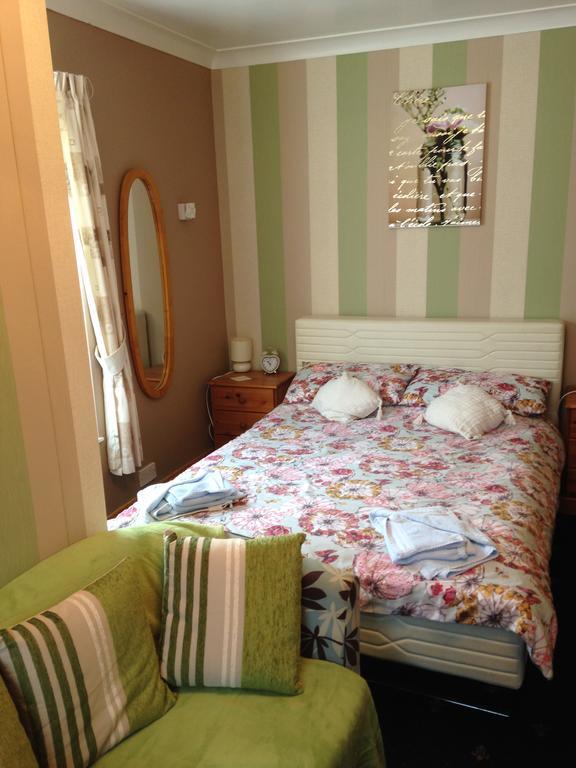 Copperfields Guest House 그레이트야머스 객실 사진